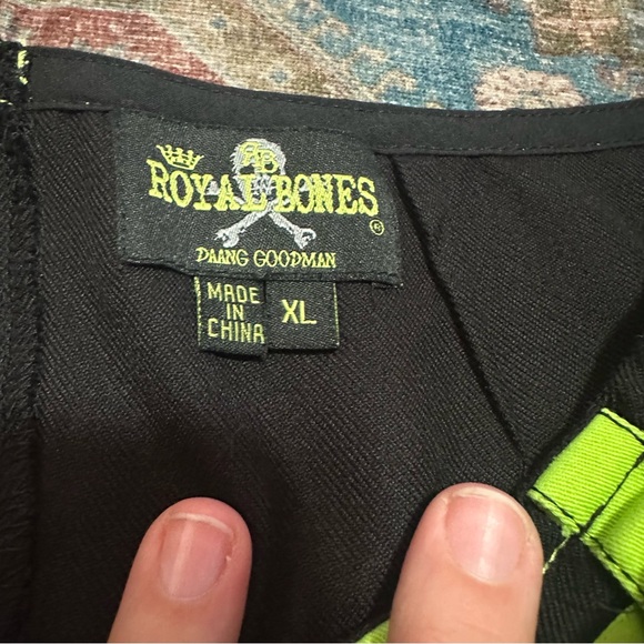 Royal Bones By Tripp Black & Lime Green Lace-Up Skirt Size XL - Picture 6 of 8